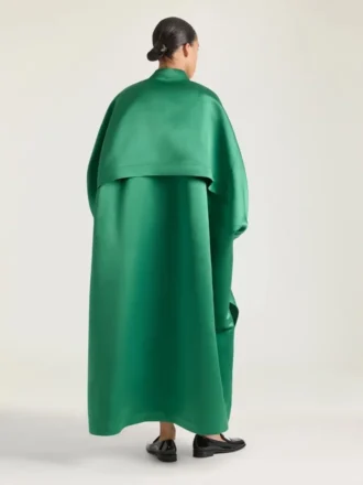 Abito a bozzolo in raso