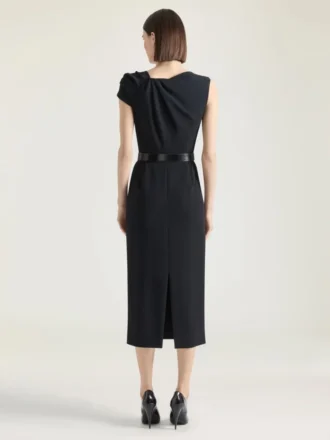 Abito a tubino drappeggiato in crêpe cady