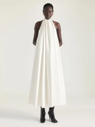 Abito da sera con scollo all’americana in pelle