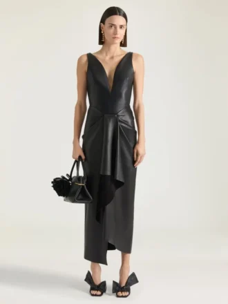 Abito lungo avvolgente in pelle