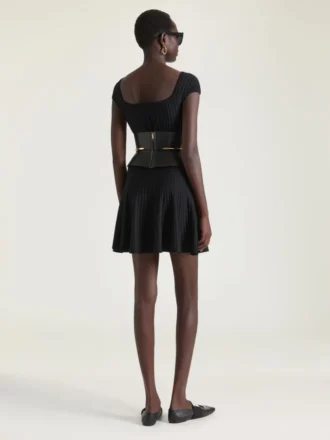 Abito svasato a coste