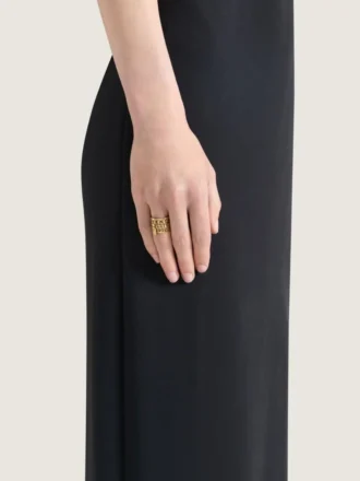 Anello Givenchy Tape in metallo e smalto