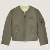 Bomber con cuciture couture in nylon con toppa Givenchy Paris Bomber con cuciture couture in nylon con toppa Givenchy Paris