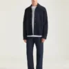 Camicia oversize con cuciture couture in pelle scamosciata Camicia oversize con cuciture couture in pelle scamosciata
