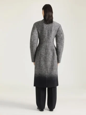 Cappotto aderente Cocoon in misto lana jacquard a spina di pesce