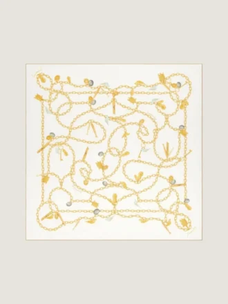 ciondoli portafortuna. Foulard in seta