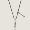 Collana Lucky Charms in pelle e metallo Collana Lucky Charms in pelle e metallo