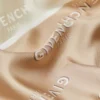 Foulard quadrato bicolore Givenchy Shadow in seta Foulard quadrato bicolore Givenchy Shadow in seta