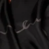 Foulard quadrato in seta con firma Givenchy multicolore Foulard quadrato in seta con firma Givenchy multicolore