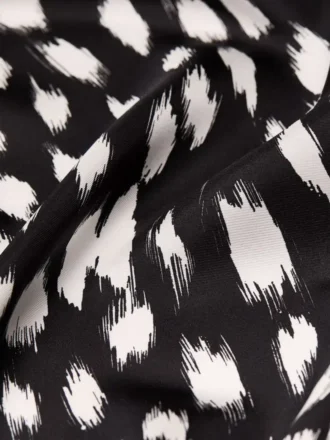 Foulard quadrato in seta con stampa animalier