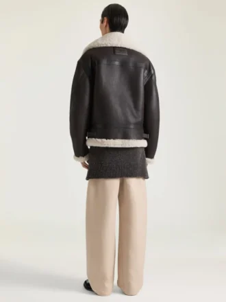 Giacca Aviator in pelle e shearling con cuciture couture Giacca Aviator in pelle e shearling con cuciture couture