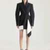 Giacca in lana con dettaglio drappeggiato Giacca in lana con dettaglio drappeggiato