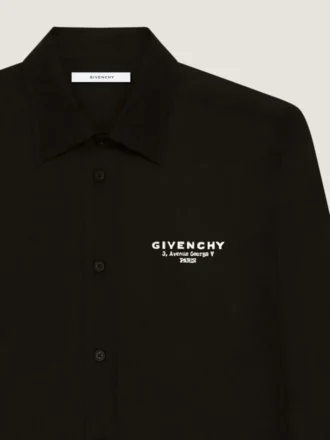 in popeline di cotone con ricamo del timbro Givenchy in popeline di cotone con ricamo del timbro Givenchy