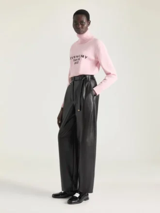 Maglione a collo alto in lana e cashmere con firma Givenchy