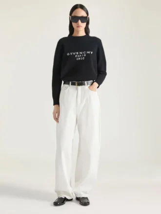 Maglione in lana e cashmere con firma Givenchy Maglione in lana e cashmere con firma Givenchy
