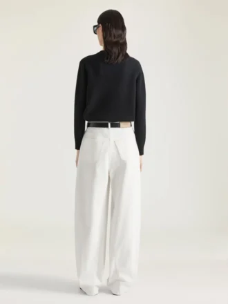 Maglione in lana e cashmere con firma Givenchy Maglione in lana e cashmere con firma Givenchy