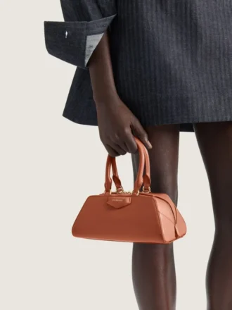 Mini Antigona Bag East-West in pelle Box