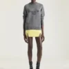 Maglione in lana e cashmere con firma Givenchy Maglione in lana e cashmere con firma Givenchy