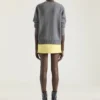 Maglione in lana e cashmere con firma Givenchy Maglione in lana e cashmere con firma Givenchy