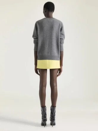 Maglione in lana e cashmere con firma Givenchy Maglione in lana e cashmere con firma Givenchy