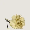 Mules con tacco Boudoir in pelle con petali di rosa