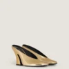 Mules con tacco scolpito in pelle effetto specchio Mules con tacco scolpito in pelle effetto specchio