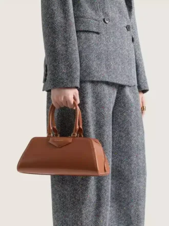 Piccola borsa Antigona East-West in pelle box