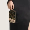 Pochette da sera con ricami floreali e fiocco